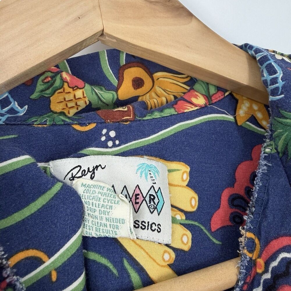 Reyn Spooner Camp Shirt Size XL Mens Blue Tropical Fish Caribbean Map Hawaiian - Picture 4 of 7